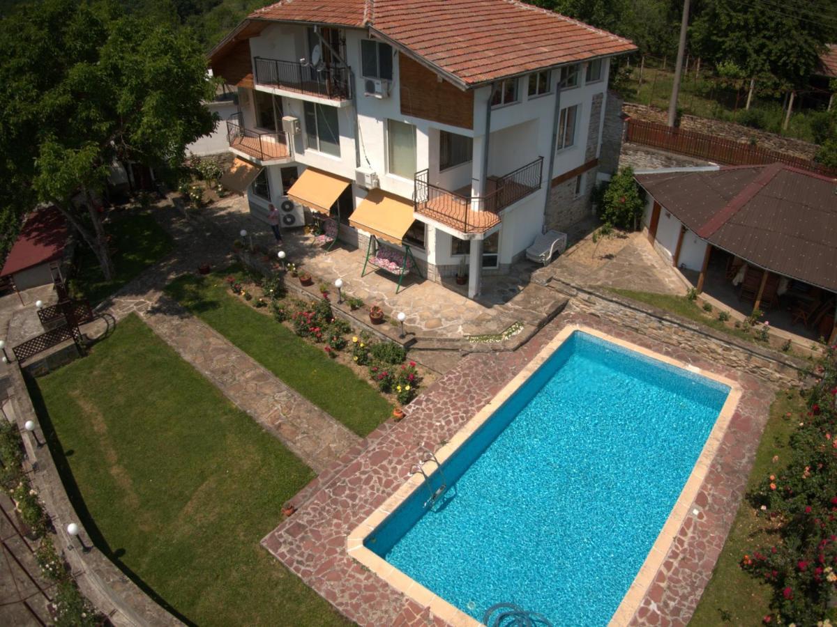 Rosarium Residence Guest House Dryanovo Exterior photo
